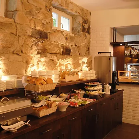 Mala Pieniawa מלון 4*